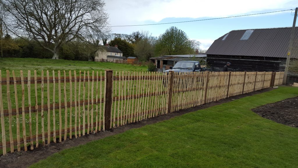 Contemporary and decorative fencing